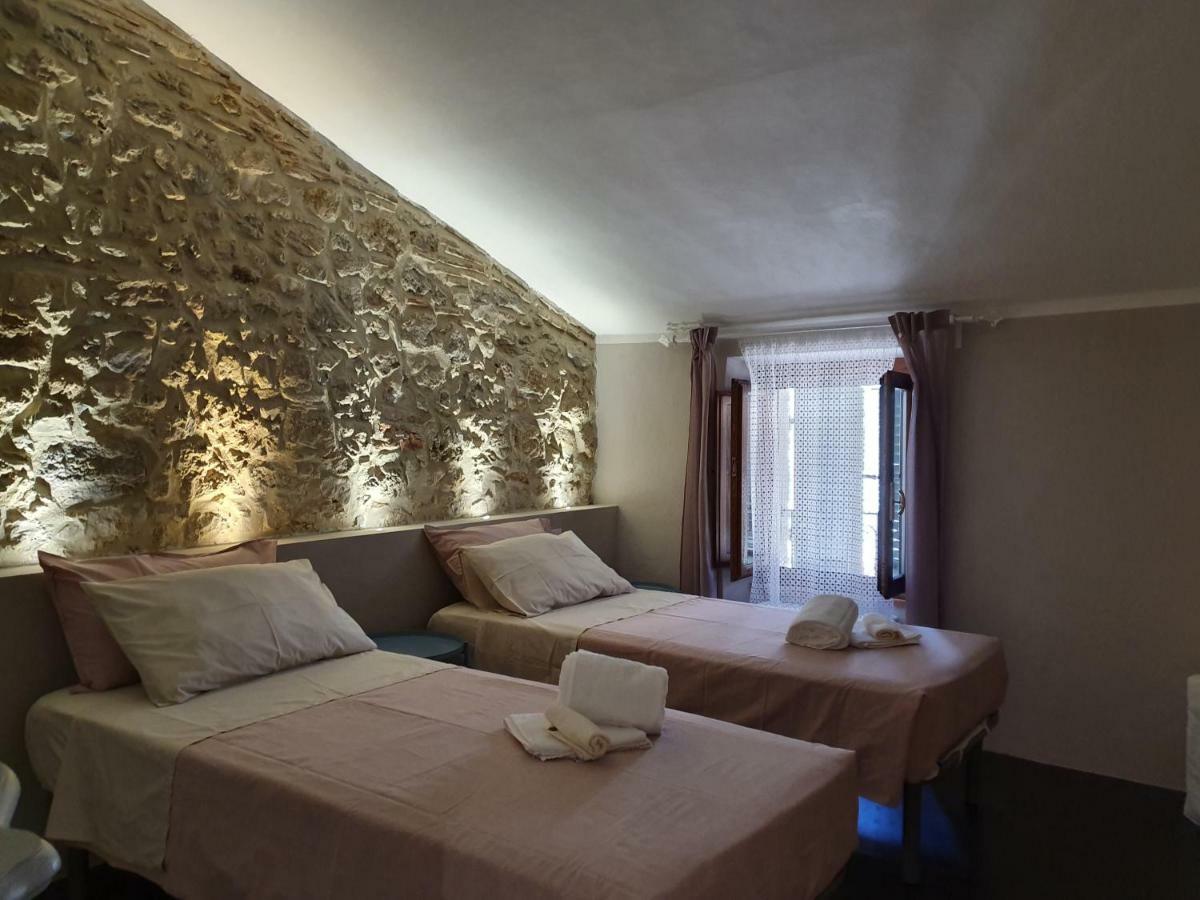 Lo Scarabeo Bed & Breakfast Casale di Pari ภายนอก รูปภาพ